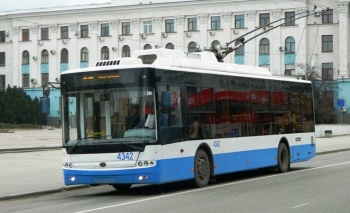 Общественный транспорт Крыма возобновляет работу